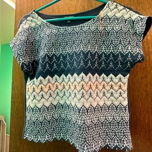 Cute blue top with designs